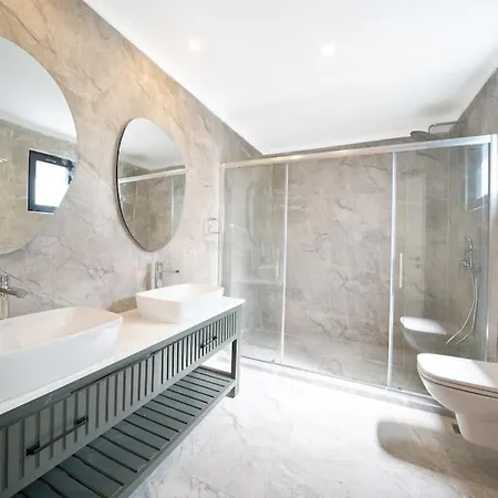 Sleeps 4, Sea View Awz 274 *
